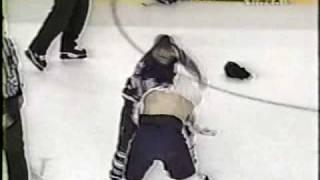 Tie Domi vs Rob Ray