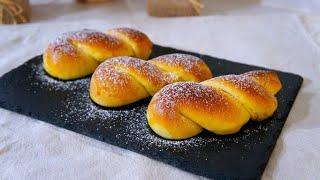 Brioches with jam filling - Easy step by step recipe