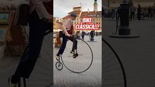 Veja como Montar e Pedalar uma Bicicleta Penny-Farthing Clássica #shorts #bikelife