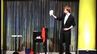 Ivan Anselma - classic magic act