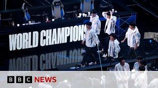 Korea's T1 beats China to win esports's League of Legends World Championships | BBC News