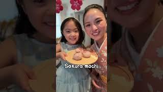 Japanese Mom & Daughter Make SakuraMochi in the US