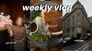 weekly vlog living in london  movie night, girlies day out, halal restaurants