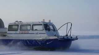 По льду на воздушной подушке Хивус-10.Hovercraft on ice