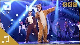 Ylvis: The Fox Performing What Does the Fox Say | Children in Need - BBC