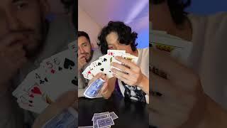Ловкость рук с картами! Михаил ХАМ показывает фокус