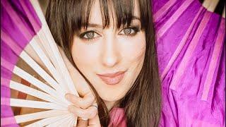 DANCE ALONG! A super quick belly dance fan veil combination for you 