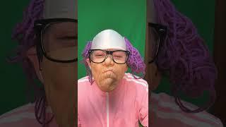 HOW PEOPLE ARE DECEIVED domino Filmes funny video|#shorts