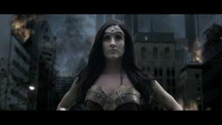 Viral Wonder Woman Video Shows She Has an Audience