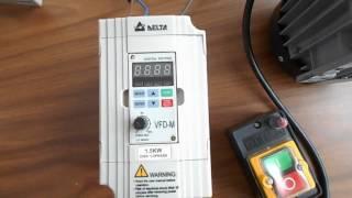 Настройка преобразователя частоты  Delta VFD015M21A