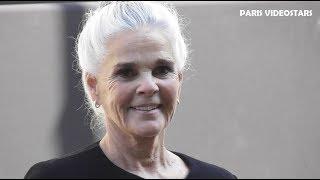 VIDEO " Love Story " actress Ali MacGraw attends Paris Fashion show Chanel 3 may 2019 / mai