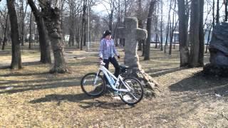 2012 04 21 Ксюша и велик