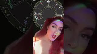 having venus or neptune in the 1st house