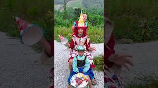 Mother and son's unstable birthday, cocacola, hot peppers the perfect combination #funnyvideo