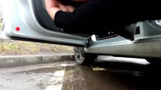 skoda rapid - water in doors