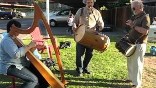 Gathering Peascods: Dick Bagwell and Stefan Dollak, pipes & tabors