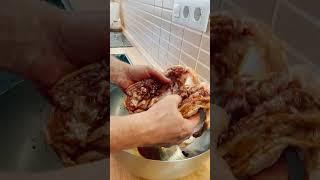 Мега Сочная курица в духовке. Этот рецепт для тех, кому ну совсем неохота готовить.
