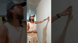 ТРЕЩИНЫ НА СТЕНАХ: ПРИЧИНЫ #ремонт #тюмень #ремонтквартир #советыпоремонту #подключ #стены