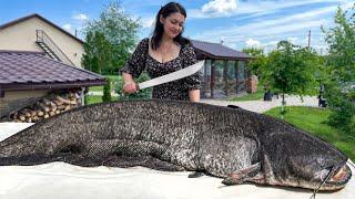 Butchering A Giant Catfish! Delicious Soup And Tender Fish Casserole