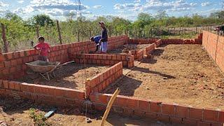 a construção da casa da família três riachos tá em todo vapor