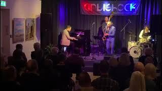 Shorter Ways - Efraïm Trujillo IV in  Artishock, Soest