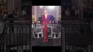 The way the audience is admiring their look.️‍ #fashion #runway #supermodel #bellahadid #yasmin