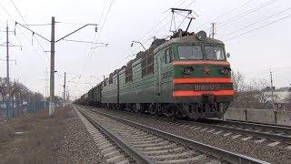 Электровоз ВЛ80С-186 и электровоз-толкач ВЛ80Т-1237