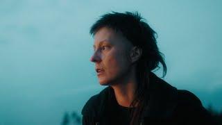 Mariska - Pahuus on hiipinyt Parikkalaan (Official Music Video)
