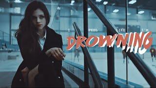 ► i feel like i'm drowning [LOOK AWAY]