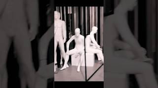 Not Your Average Sale: The Mannequin Deal Nobody Expected – Wooh!