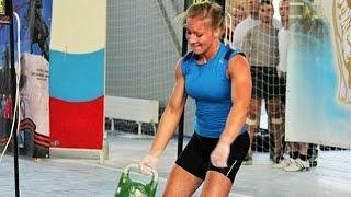 Aleksnadra Vasilieva - 142 reps in 24 kg kettlebell snatch (first time MSIC, 2012)