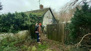 The Vanishing Of Katrina & Kirsty! ABANDONED House & Everything Left Behind, Even Real Death Photos