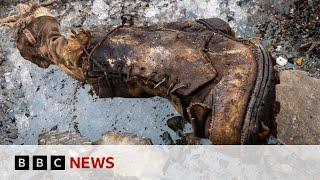 Boot found on Everest may solve 100-year-old climbing mystery | BBC News