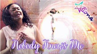 Nobody Knows Me (Official Music Video) - Aliona