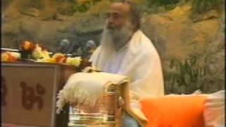 Sant Shri Asaram ji Bapu - Satsang For Students.flv