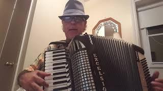 U Cappidduzzu- Accordion Fisarmonica voice canta- Biagio Farina