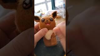 Needle felting Eevee from pokemon