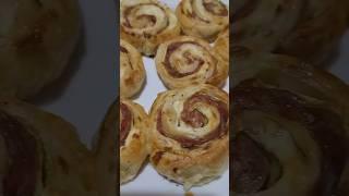 Delicious puff pastry rolls with courgettes, mortadella and cheese - GILDA'S KITCHEN