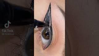 Eyeliner styles, eyeliner ideas.#eyeliner #shorts #eyelinerstyle