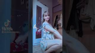 Cewek berdaster ini viral karena pamer uting nya