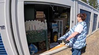 She Made MONEY Buying This Abandoned Storage Locker