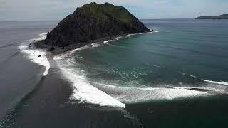 Surfing Witch's Rock - Costa Rica