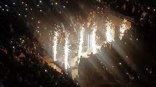 Amir Khan vs Kell Brook ring walk