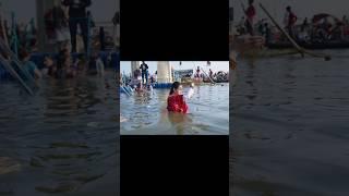 Preity Zinta Takes A HOLY DIP At Mahakumbh 2025  | #shorts #bollywood #mahakumbh2025