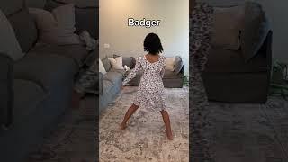 Penguin’s lil side-steps were killing me! #sambachallenge