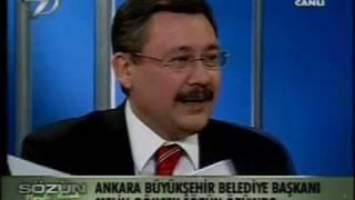 Çölaşan Karayalçın ile aile dostu mu ?