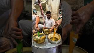 Extreme Pakistani Street Food ऐसा अजीबोगरीब दूध पीते हैं पाकिस्तान के लोग Lahore Food