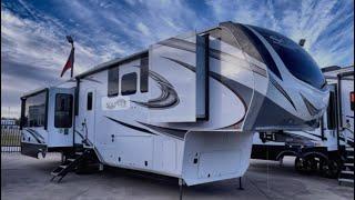 ‼️TRAILER OF THE WEEK‼️ 2022 GRAND DESIGN SOLITUDE 373FB-R