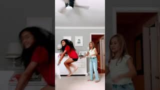 Um… hehe! #shorts #tiktok #dance #2000subgoal | Jennas Jam