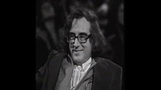 Oreste Lionello parla del Teatro, del Cabaret e della Satira + sketch con il pubblico (1974)